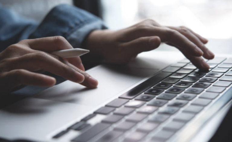 Unlock the Secrets to Creating a Money-Making Blog