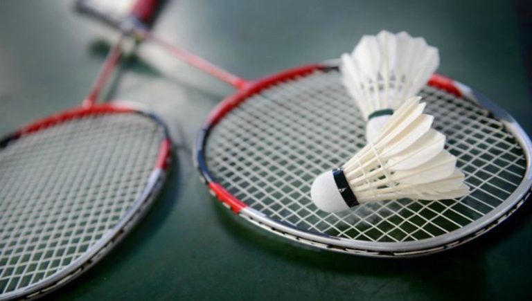 raket badminton terbaik harga murah