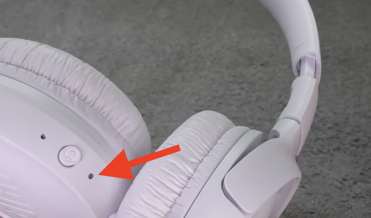 How to Check JBL Headphone Battery