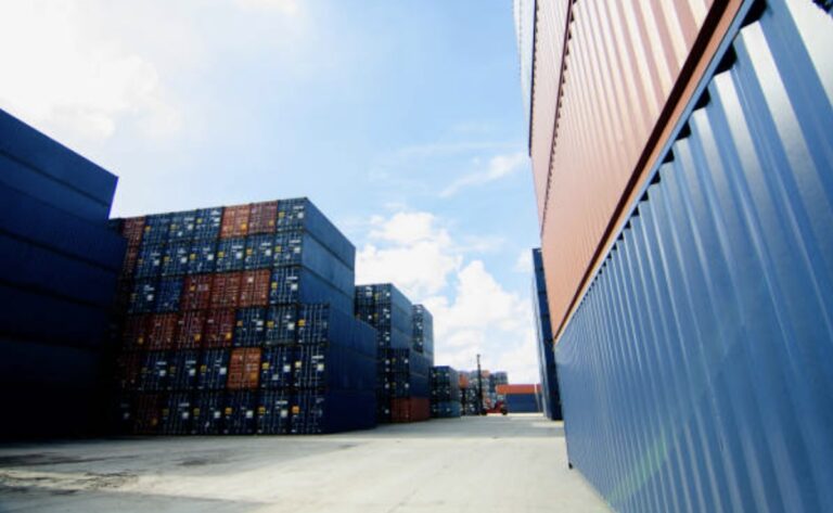 How to Track Your Vessel Cargo