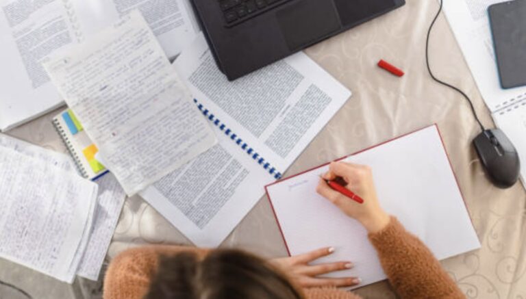 Contoh Makalah Yang Benar