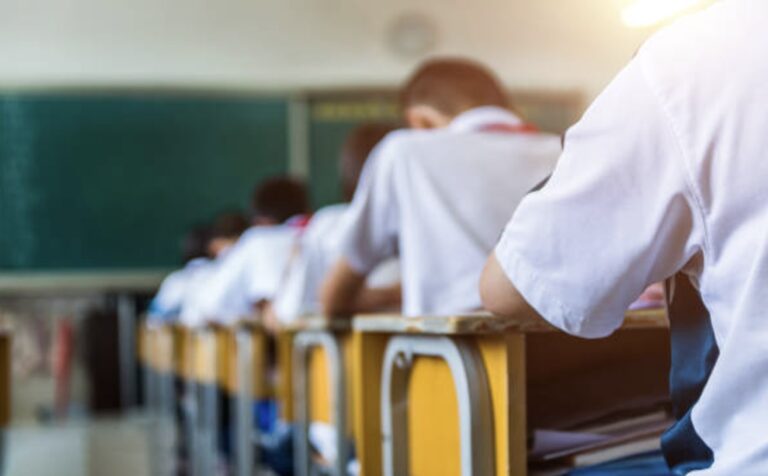 Sikap Yang Tepat Untuk Pelajar Menghadapi Globalisasi