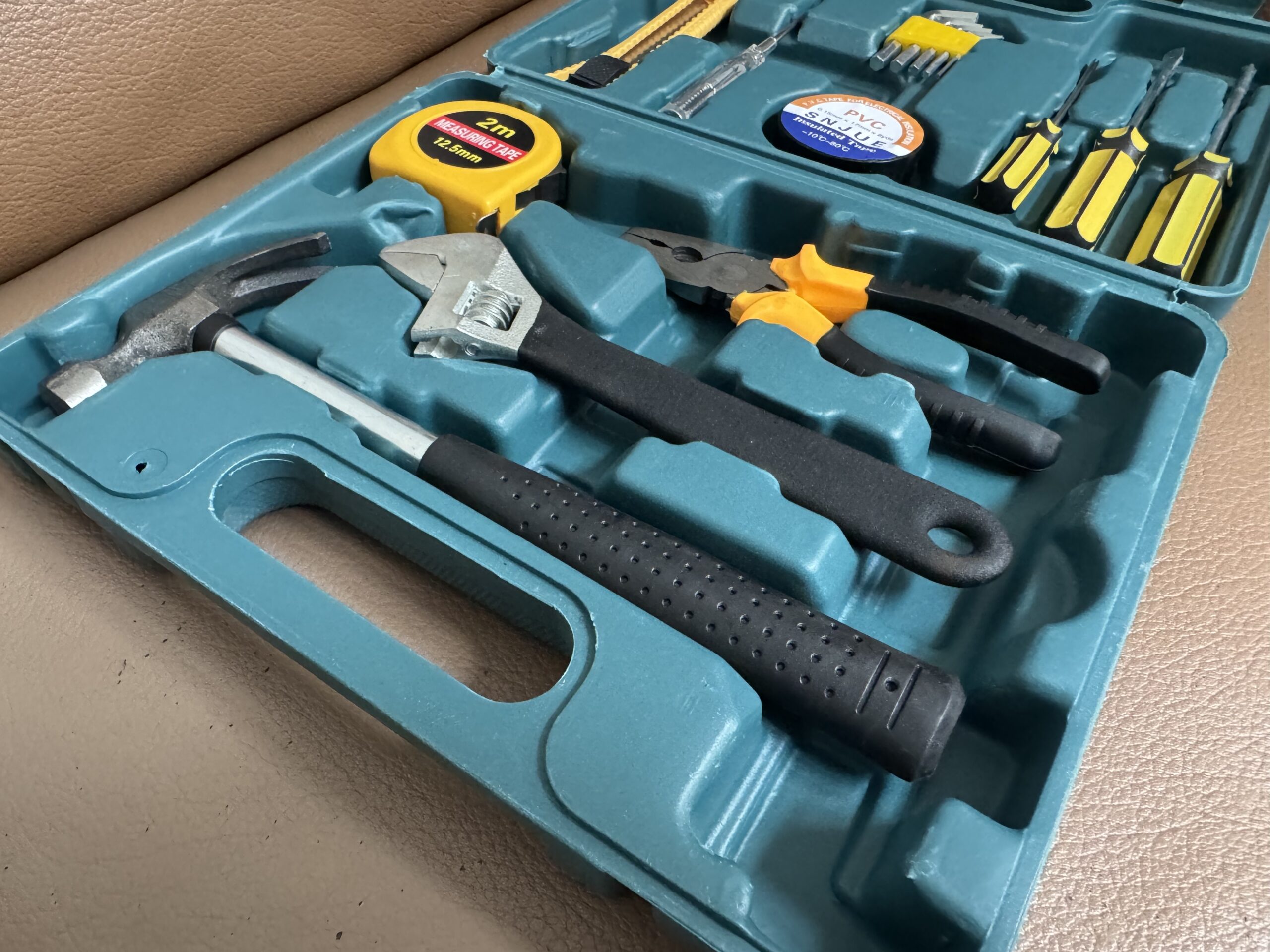 Cheap 12 Pcs DIY Tools Set Review