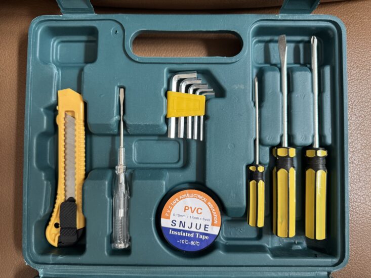 Cheap 12 Pcs DIY Tools Set Review