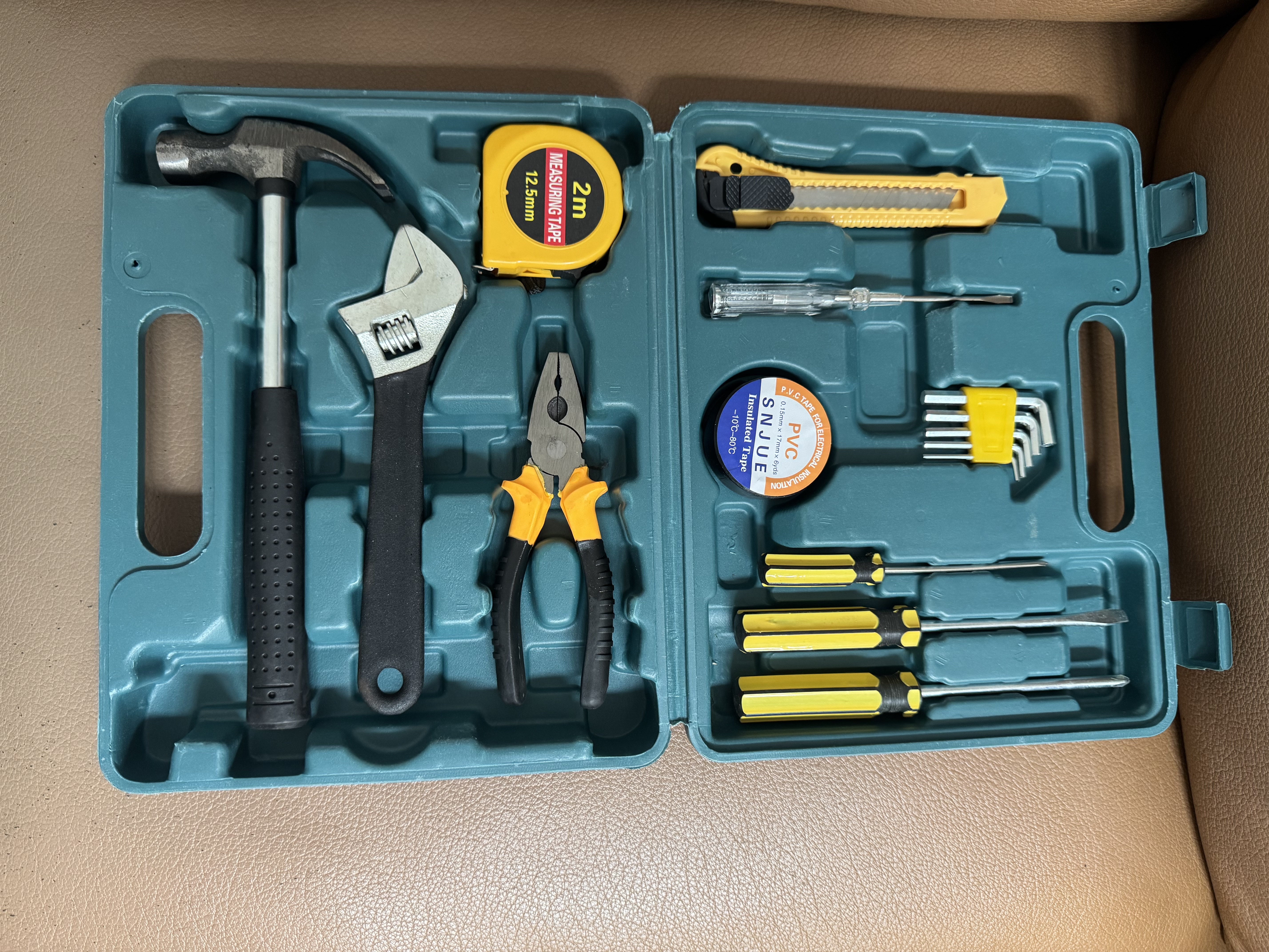 Cheap 12 Pcs DIY Tools Set Review