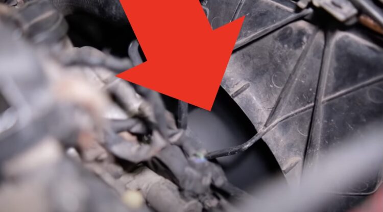 Penyebab AC Mobil Toyota Avanza Tidak Dingin