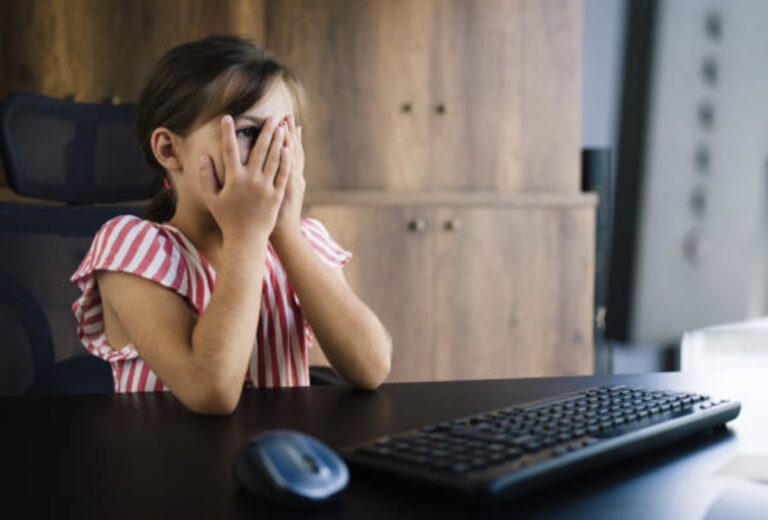 Film Jepang yang Tidak Boleh Ditonton Anak Kecil