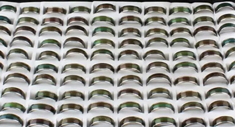 Discover how mood rings work