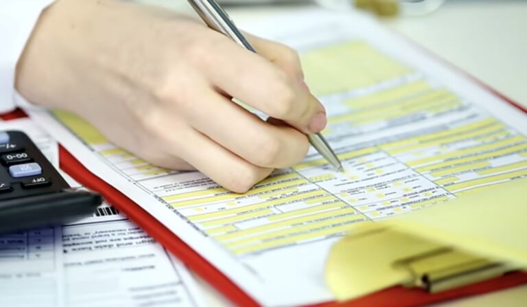 how many allowances should i claim