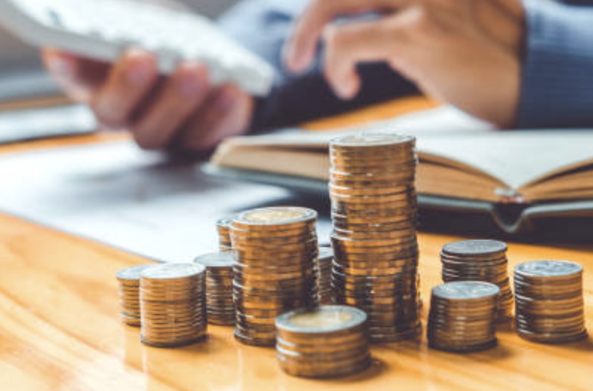 kompensasi dari perusahaan yang ditentukan oleh performance karyawan adalah