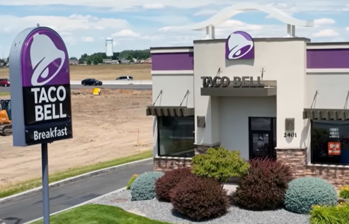 Taco Bell Live Más Café