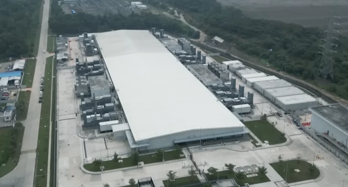 Microsoft data center Indonesia