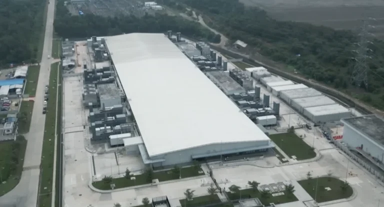 Microsoft data center Indonesia