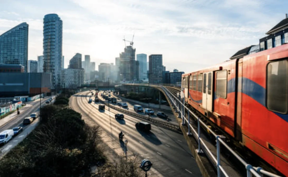how to get around London during tube strike